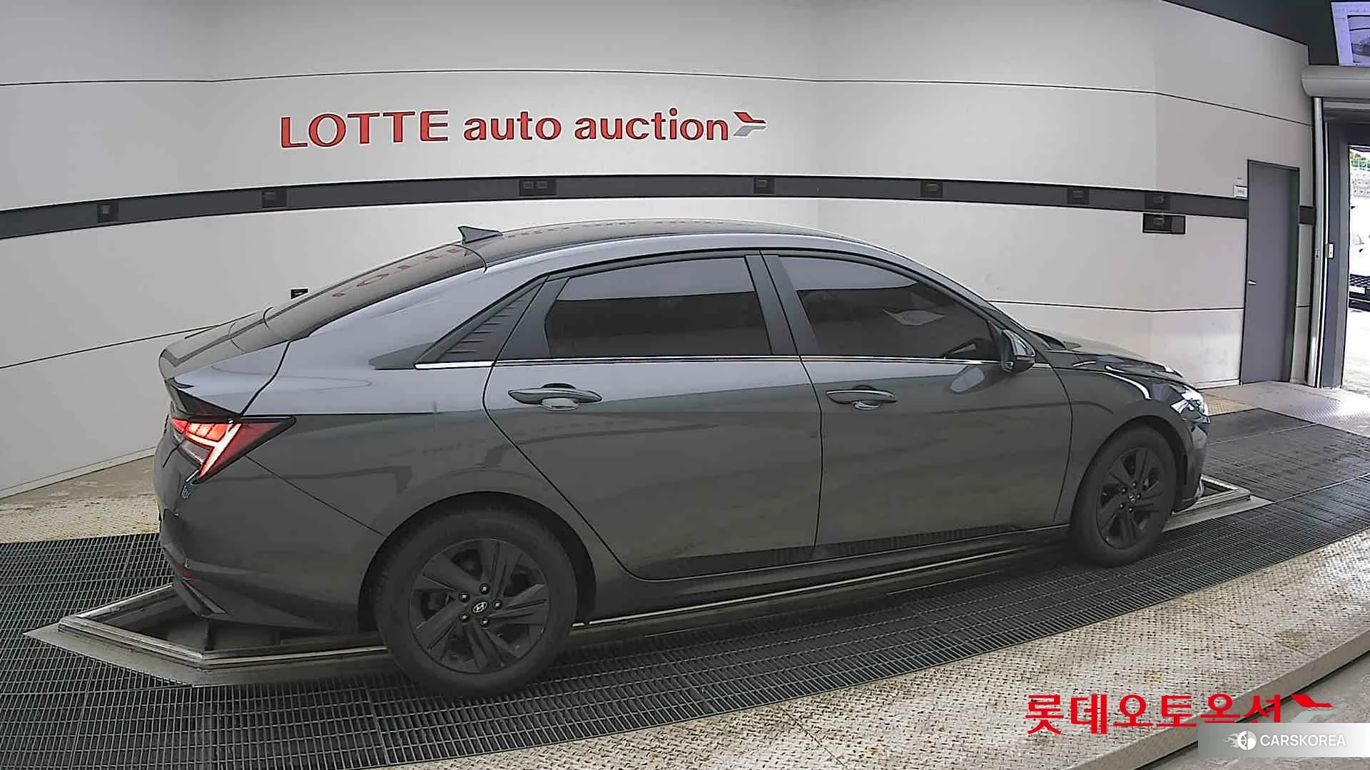 Hyundai Avante Hybrid id 4352308 из Кореи 9