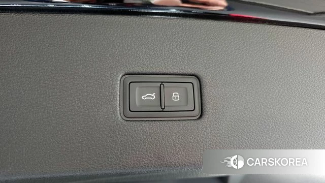 Audi Q8 (4M) id 3800074 из Кореи 9