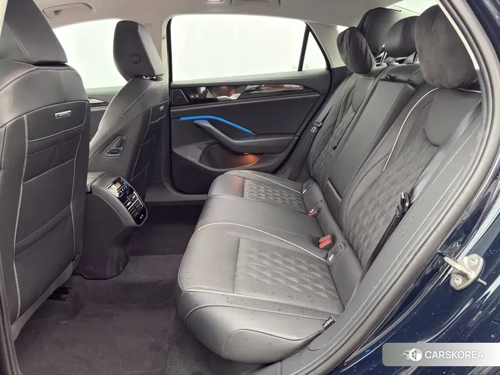 Volkswagen Magotan id 4680446 из Китая 9