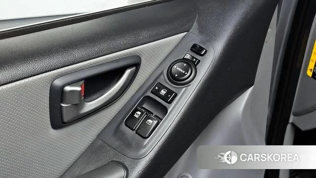 Hyundai The New Grand Starex id 4356904 из Кореи 9
