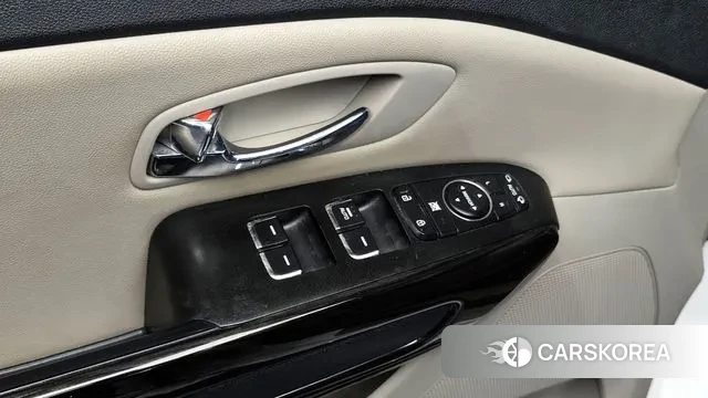 Kia The New Carnival id 3489122 из Кореи 9