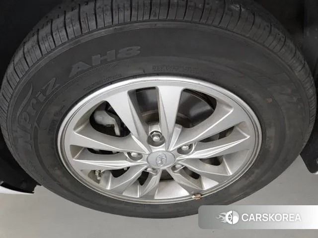 Hyundai The New Avante AD id 3396677 из Кореи 9