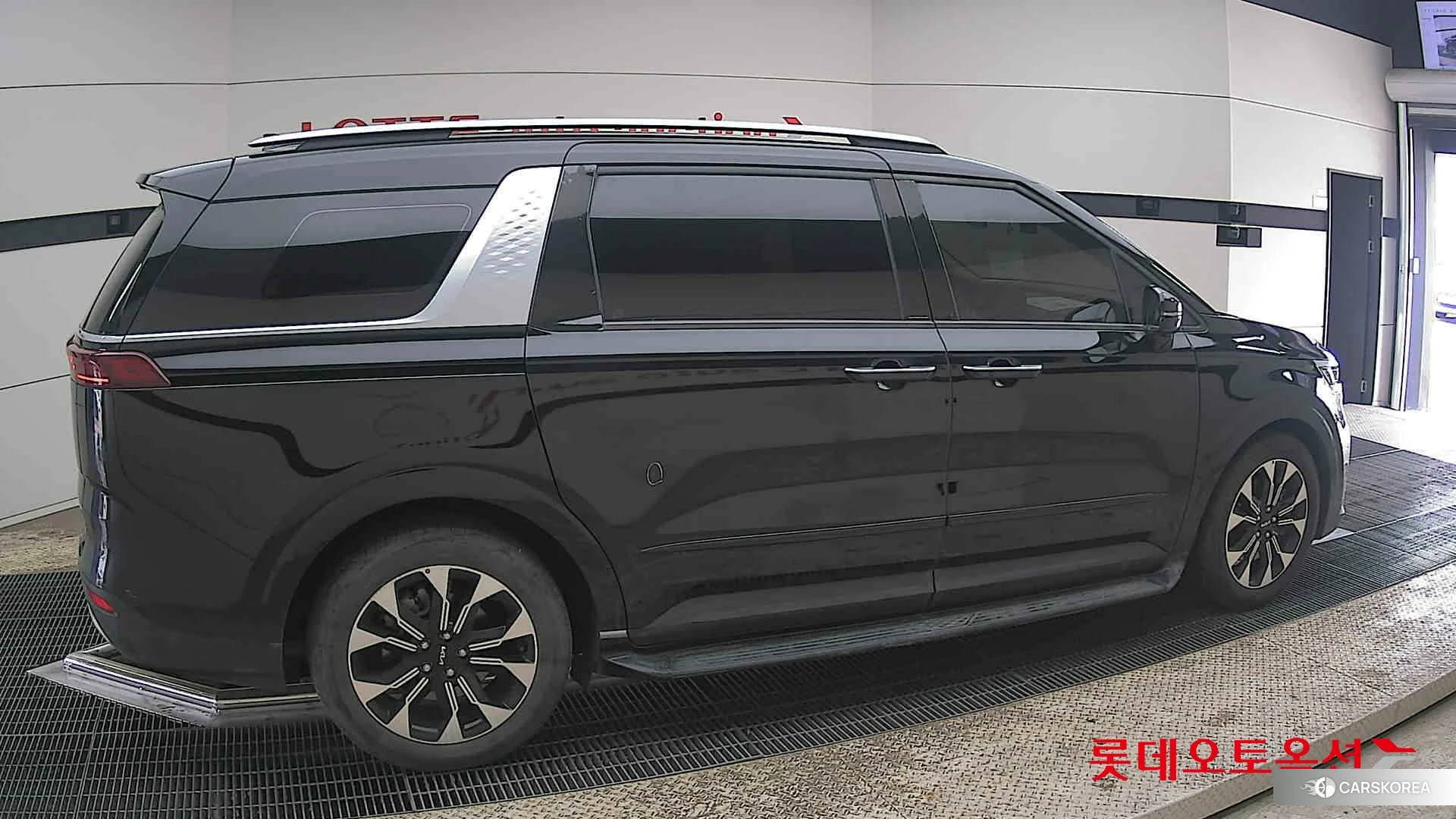 Kia Carnival id 3888397 из Кореи 9