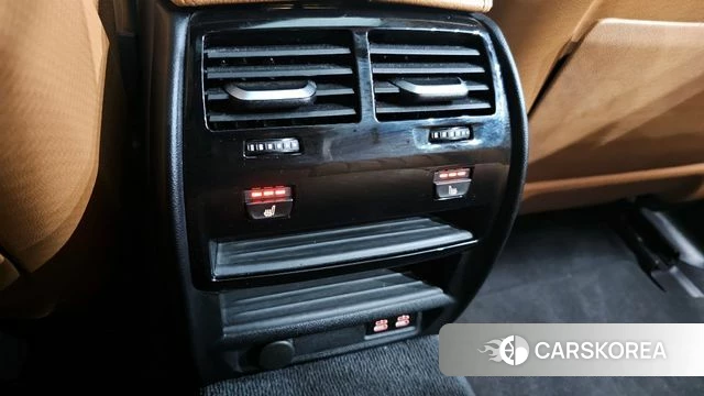 BMW 5 Series (G30) id 4282141 из Кореи 9