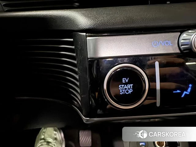 Hyundai Ionic 5 id 4529556 из Кореи 9