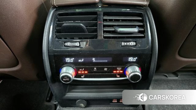 BMW 5 Series (G30) id 3893632 из Кореи 9