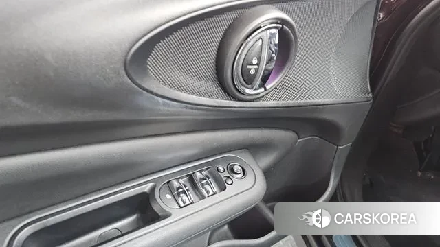 Mini Cooper D Clubman id 3350883 из Кореи 9