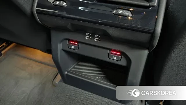 BMW 5 Series (G60) id 3648812 из Кореи 9