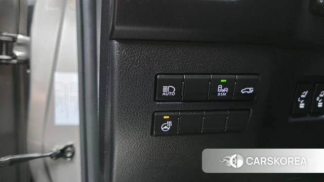 Lexus NX300h id 4732707 из Кореи 9