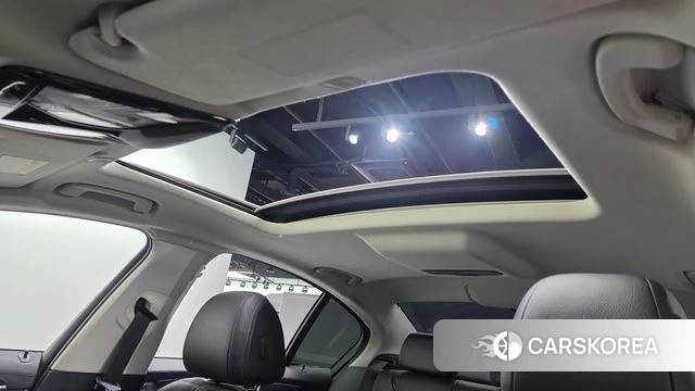 BMW 5 Series (G30) id 3801603 из Кореи 9