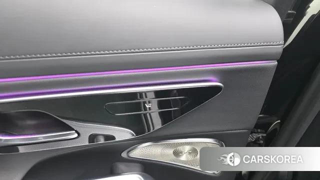 Mercedes-Benz E-Class W214 id 3644707 из Кореи 9