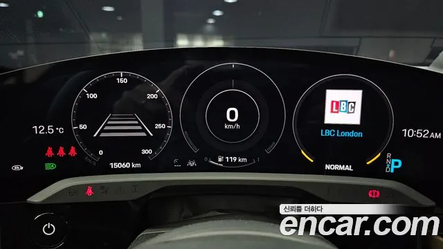 Porsche Taycan id 2563785 из Кореи 9