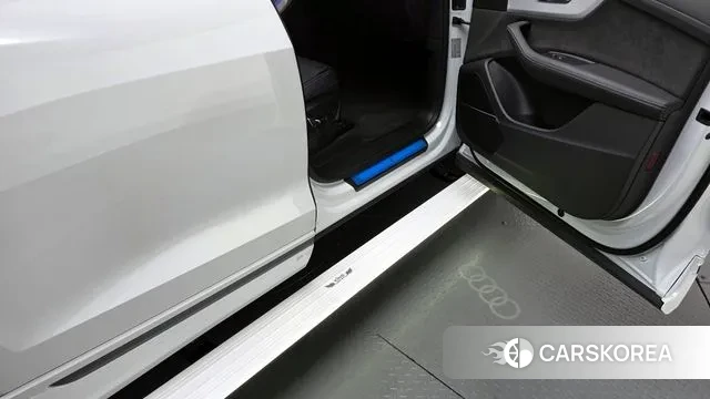 Audi Q8 (4M) id 3032918 из Кореи 9