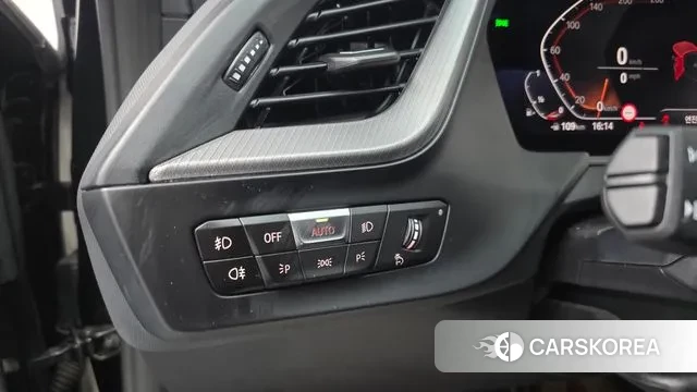 BMW 1 Series (F40) id 3452438 из Кореи 9