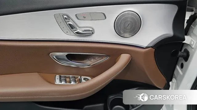 Mercedes-Benz E-Class W213 id 3438880 из Кореи 9