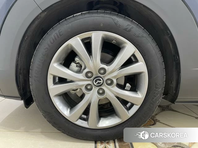 Mazda CX-30 id 4298433 из Китая 9