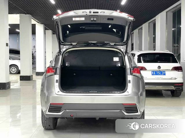 Lexus NX id 4301737 из Китая 9