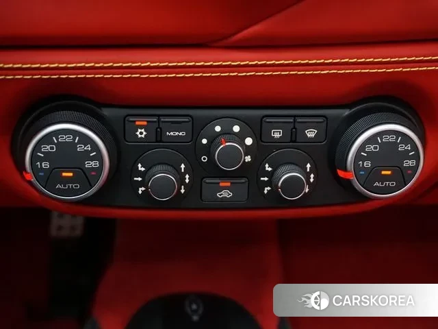 Ferrari 488 Spider id 3039387 из Кореи 9