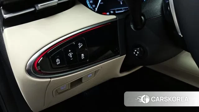 Genesis GV70 id 3751880 из Кореи 9