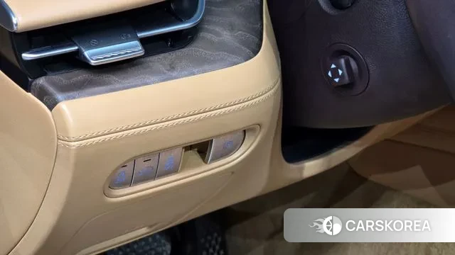 Genesis G90 (RS4) id 3311414 из Кореи 9