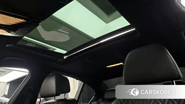 BMW 5 Series (G30) id 3631951 из Кореи 9