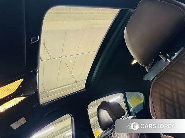 BMW 5 Series (G30) id 3508898 из Кореи 9