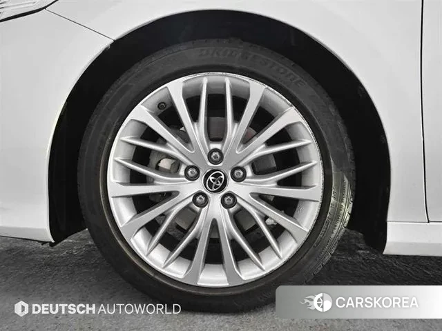 Toyota Camry (XV70) id 3713777 из Кореи 9