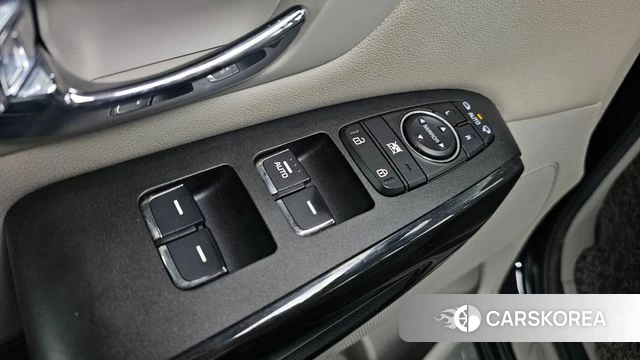 Kia The New Carnival id 4188209 из Кореи 9