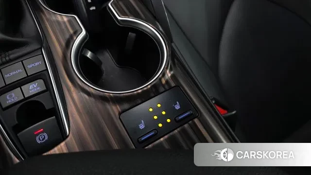 Toyota Camry (XV70) id 3357193 из Кореи 9