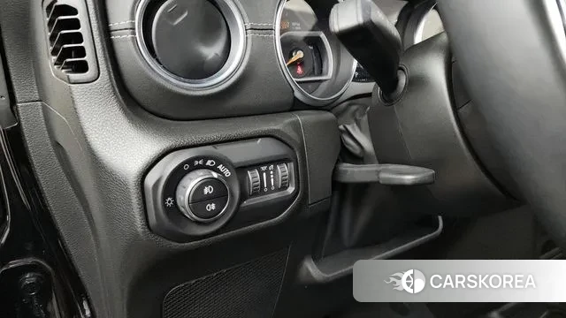 Jeep Wrangler (JL) id 3685532 из Кореи 9