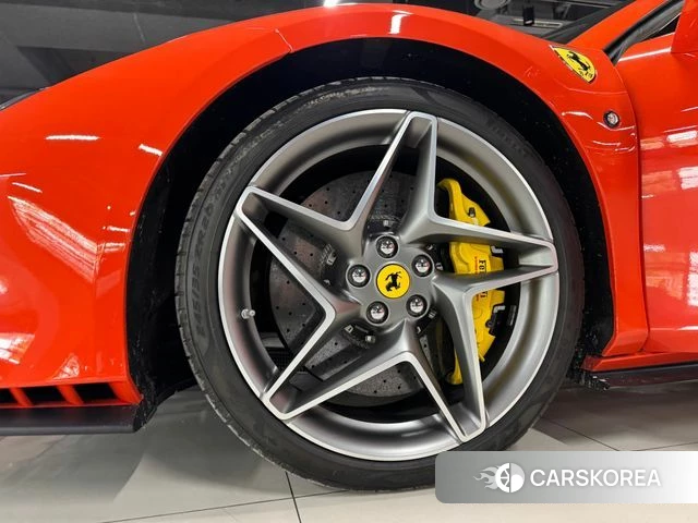 Ferrari F8 Spider id 4666610 из Кореи 9