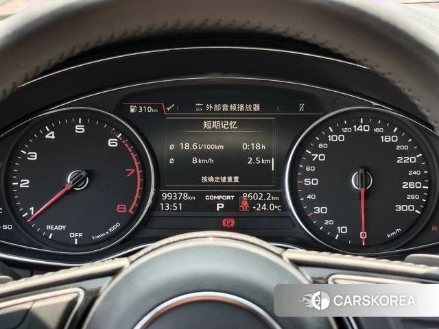 Audi A4L id 4216870 из Китая 9
