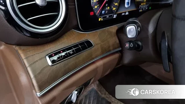 Mercedes-Benz E-Class W213 id 3182308 из Кореи 9