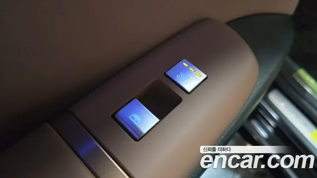 Hyundai Grandeur Hybrid (GN7) id 2734525 из Кореи 9