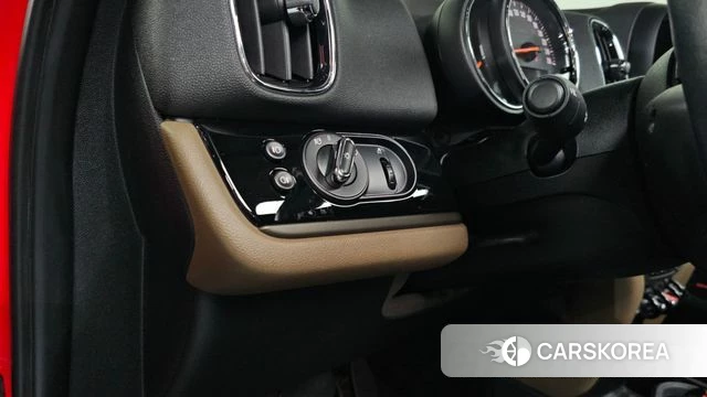 Mini Cooper D Countryman id 4536817 из Кореи 9
