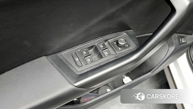 Volkswagen T-Roc id 4231187 из Кореи 9