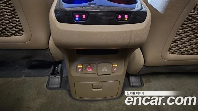 Kia The New Carnival id 2932613 из Кореи 9