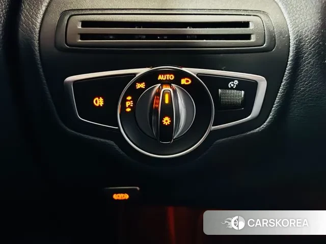 Mercedes-Benz C-Class W205 id 3220389 из Кореи 9