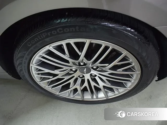 Genesis G90 id 3712857 из Кореи 9