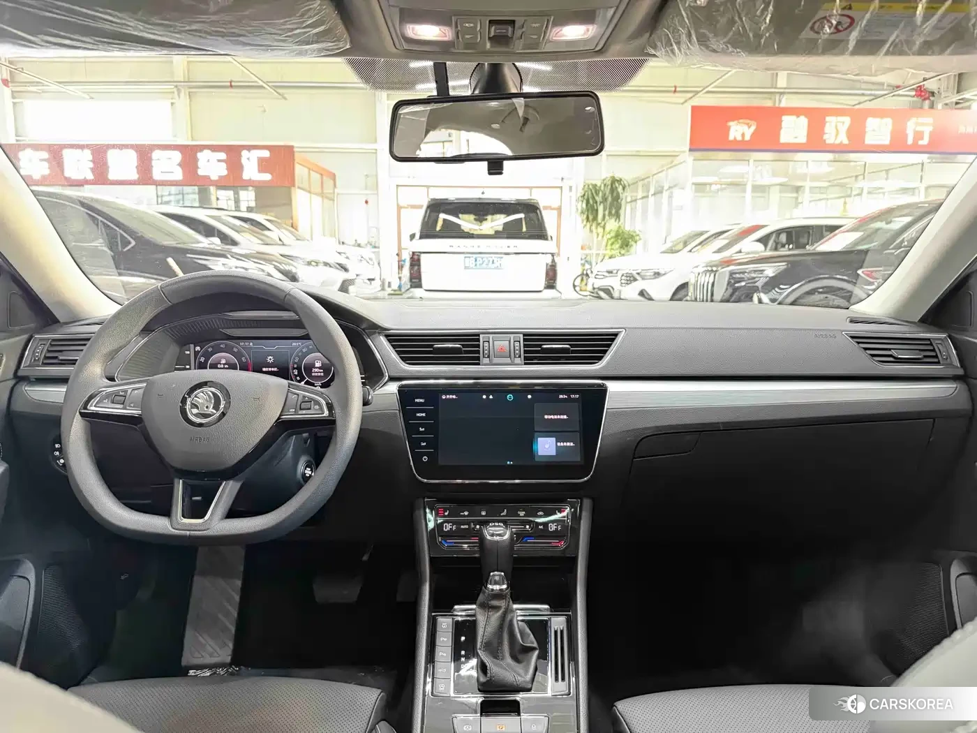 Skoda Superb id 4649295 из Китая 9