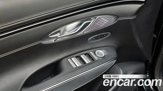 Genesis Electrified GV70 id 2491934 из Кореи 9