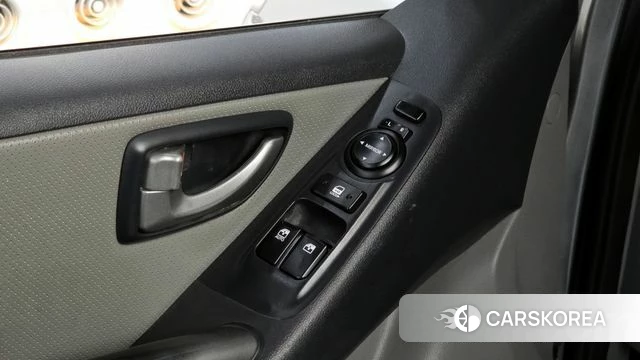 Hyundai The New Grand Starex id 3828325 из Кореи 9