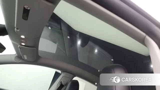 Tesla Model Y id 3218959 из Кореи 9