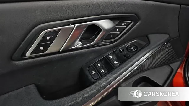 BMW 3 Series (G20) id 3702955 из Кореи 9