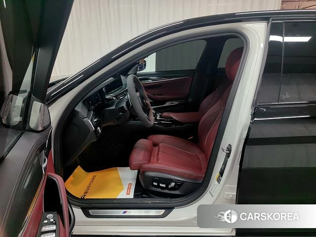 BMW 5 series PHEV id 4212695 из Китая 9