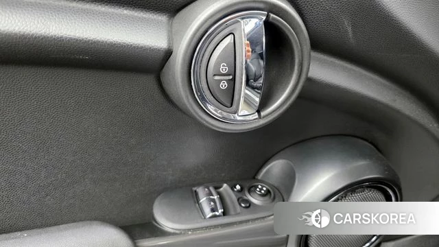 Mini Cooper id 3937037 из Кореи 9