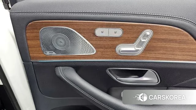 Mercedes-Benz GLS - Class X167 id 3655830 из Кореи 9