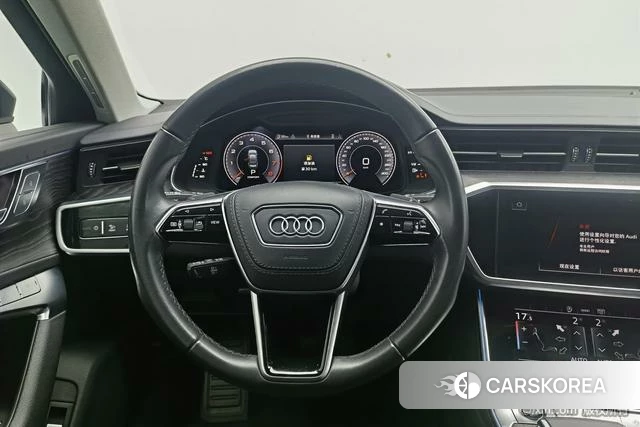 Audi A6L id 4257936 из Китая 9