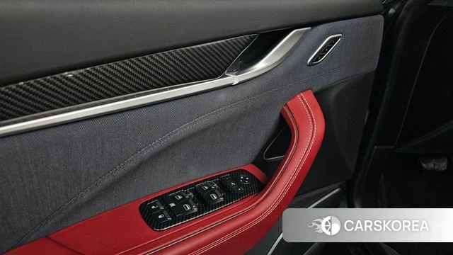 Maserati Levante id 3861826 из Кореи 9