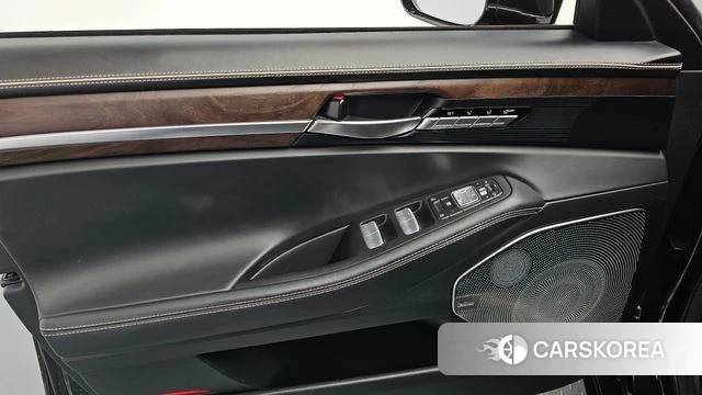 Genesis G90 id 3879679 из Кореи 9